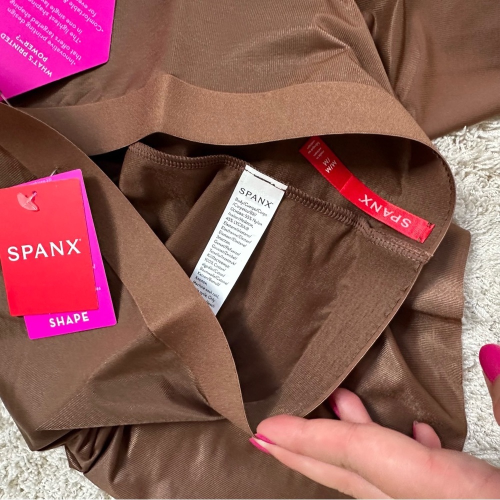 NWT Spanx Brown Shaping Shorts SPANXshape  Invisible Girlshort Chestnut Brown - Picture 6 of 6